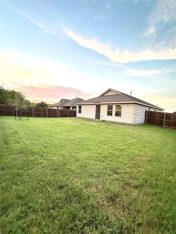 1709 Helmoken Falls Drive, Anna, TX 75409
