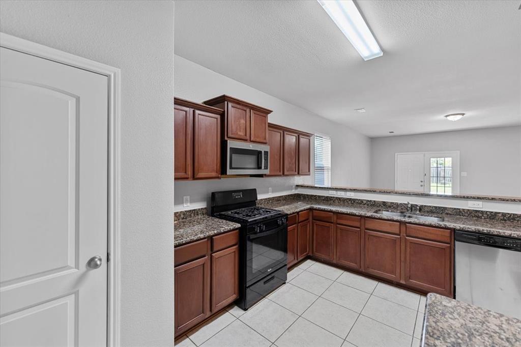 2043 Fair Crest Trail, Forney, TX 75126
