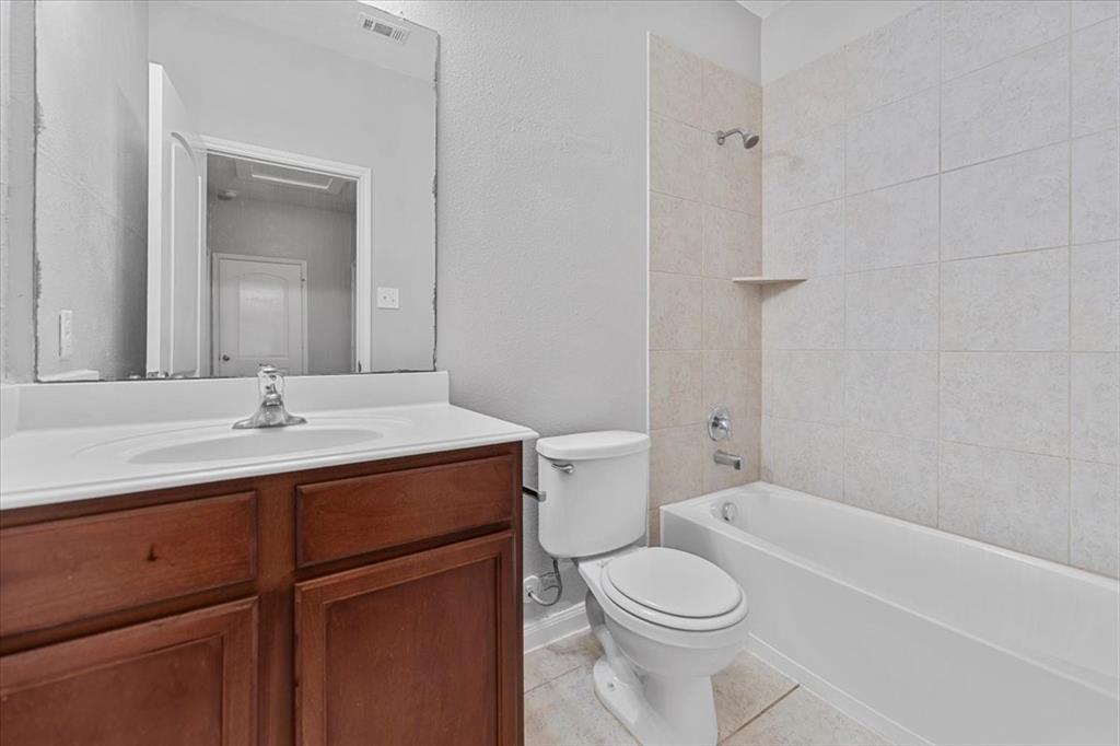 2043 Fair Crest Trail, Forney, TX 75126