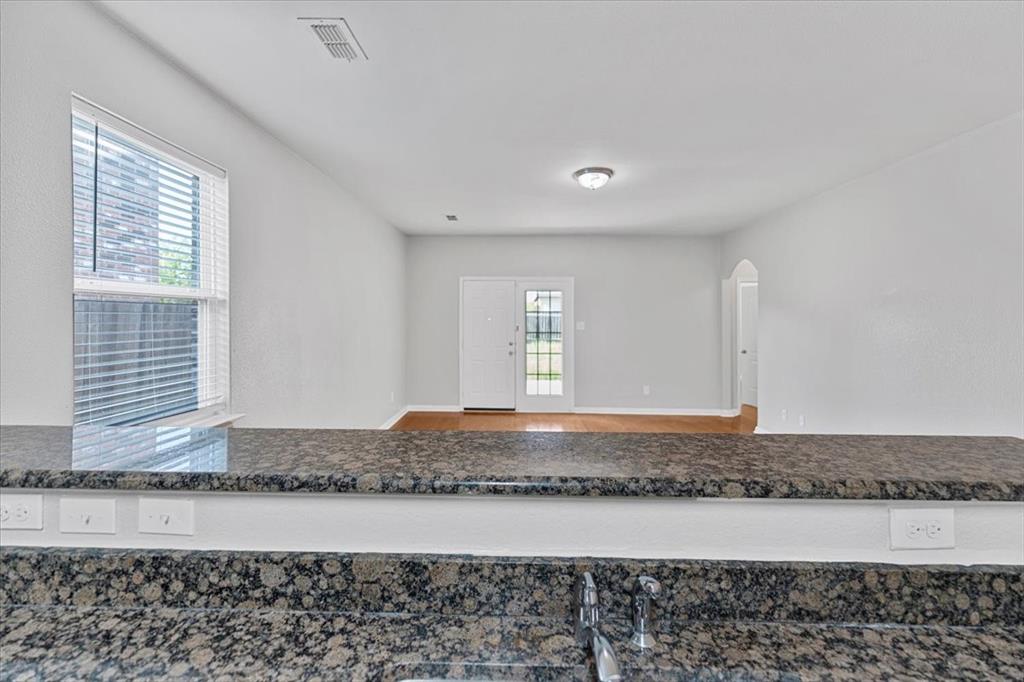 2043 Fair Crest Trail, Forney, TX 75126