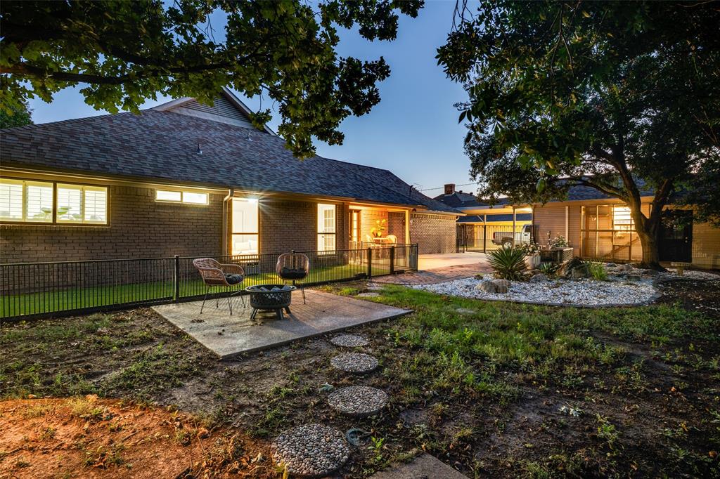2209 Vicksburg Drive, Sachse, TX 75048