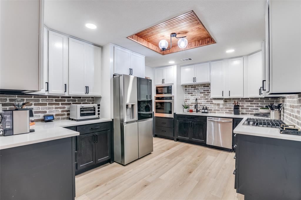 2209 Vicksburg Drive, Sachse, TX 75048