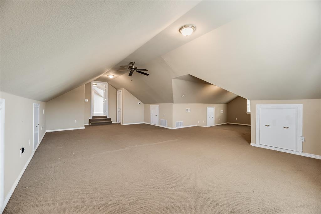 1141 Sugar Ridge Road, Ennis, TX 75119