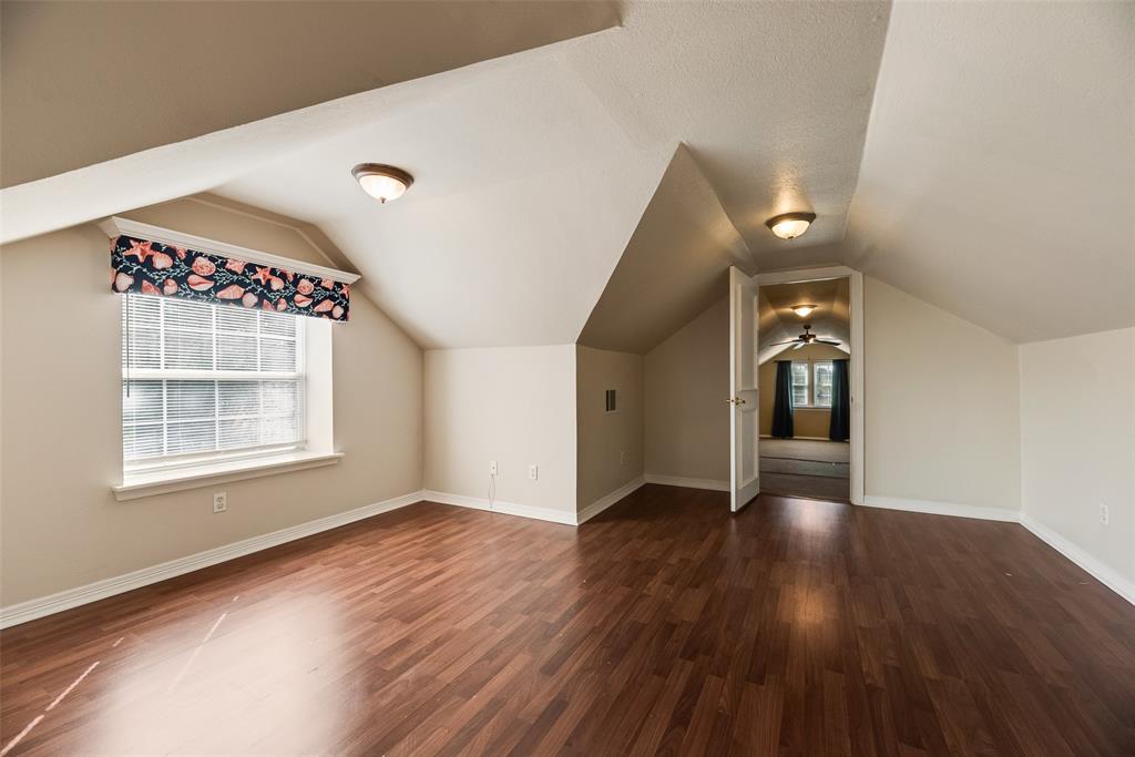 1141 Sugar Ridge Road, Ennis, TX 75119