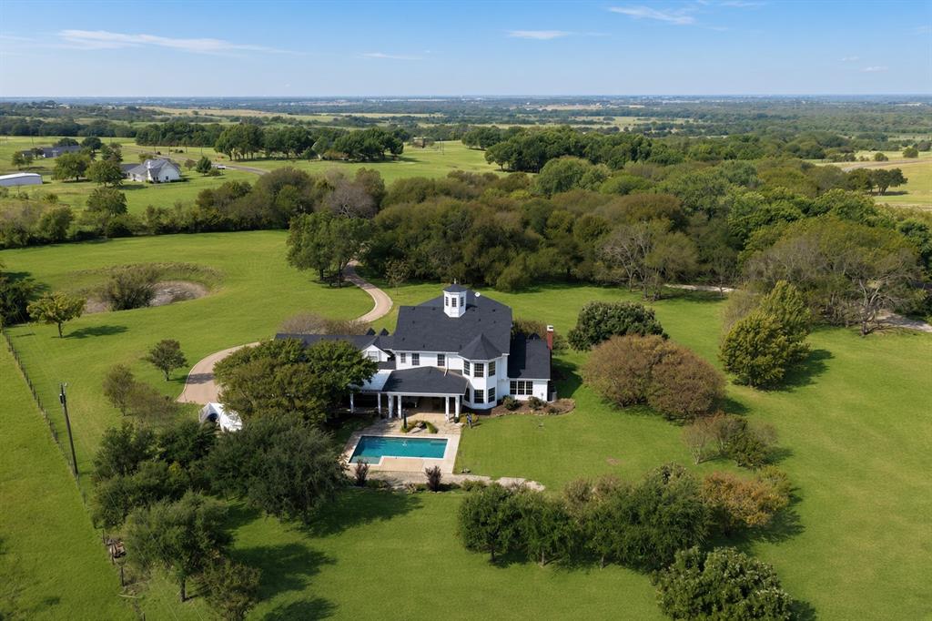 1141 Sugar Ridge Road, Ennis, TX 75119
