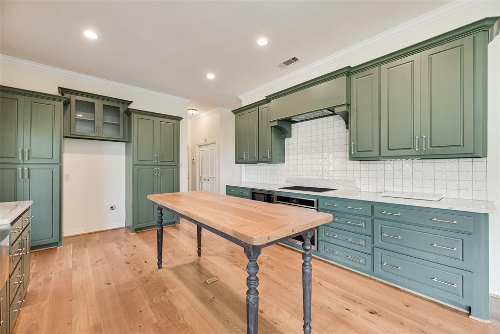 1141 Sugar Ridge Road, Ennis, TX 75119