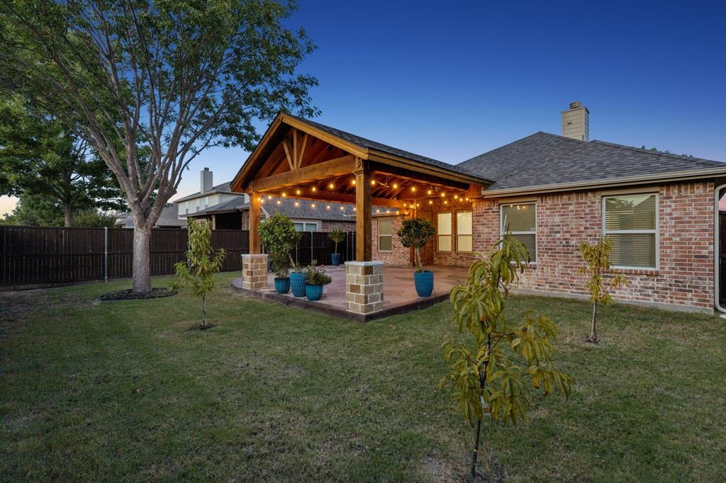 813 Park Place Lane, McKinney, TX 75071