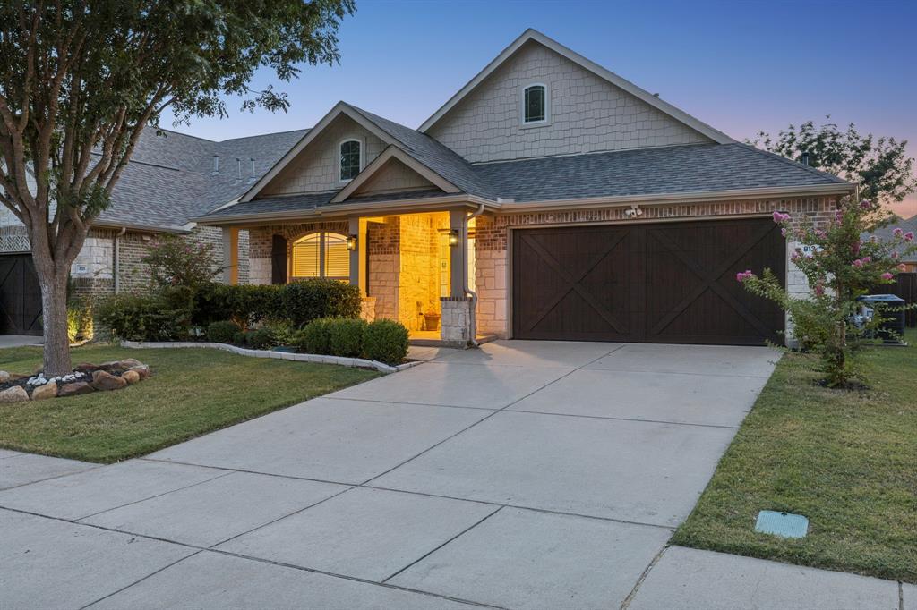 813 Park Place Lane, McKinney, TX 75071