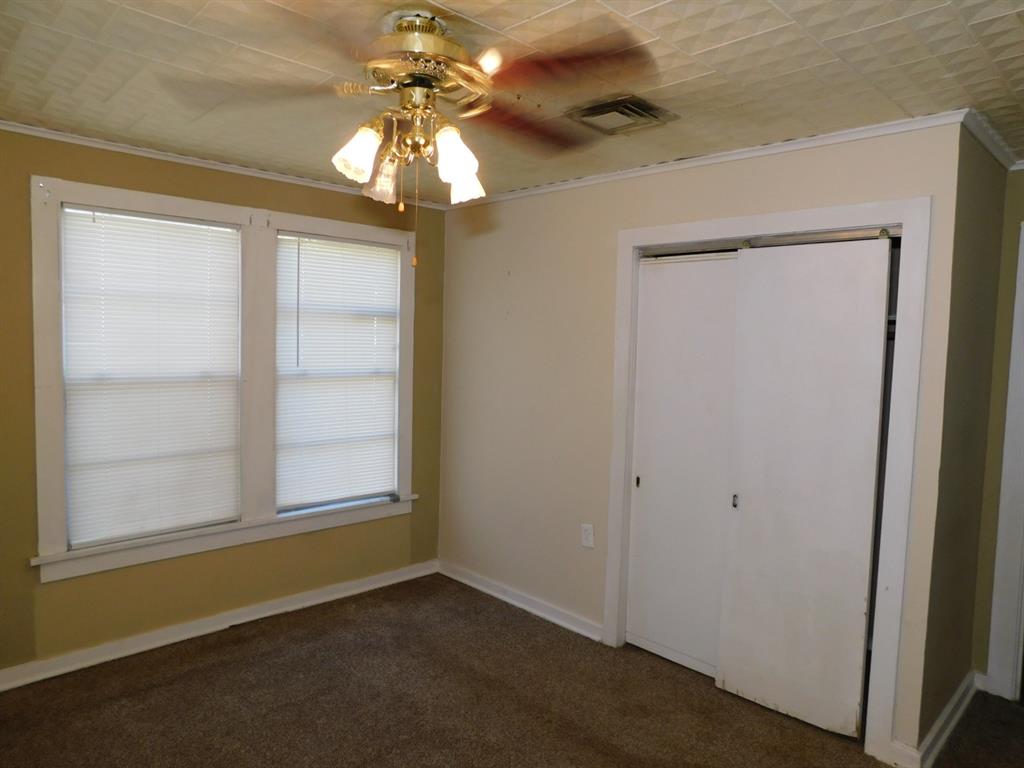 204 ELMWOOD Street, Springhill, LA 71075