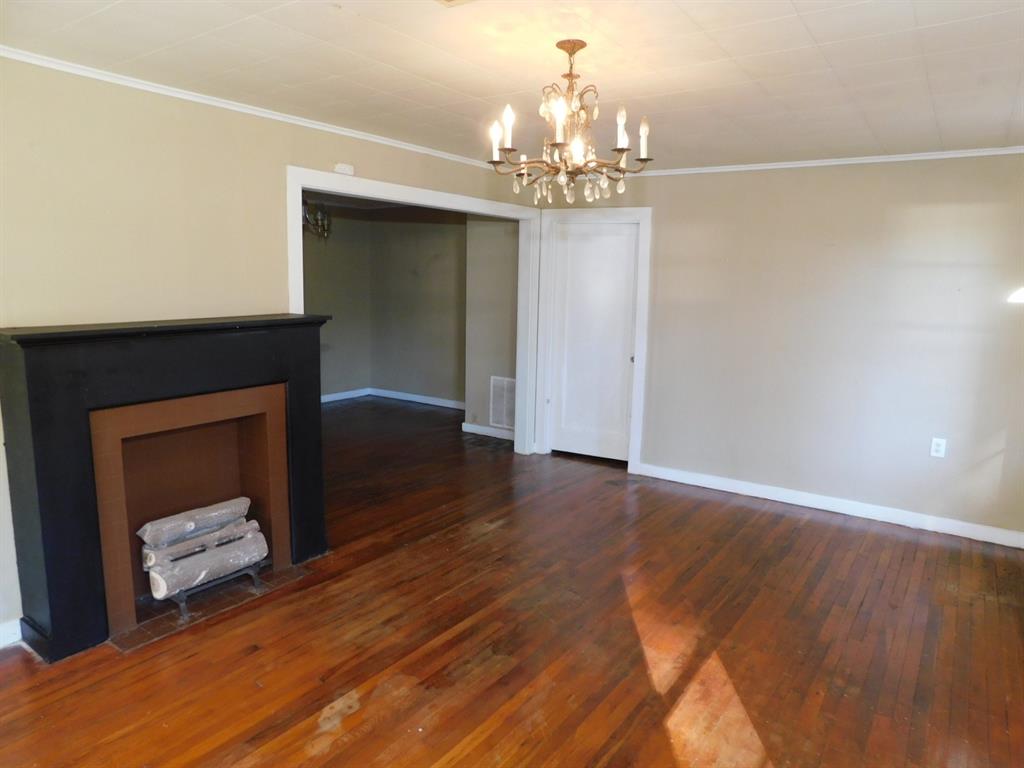 204 ELMWOOD Street, Springhill, LA 71075
