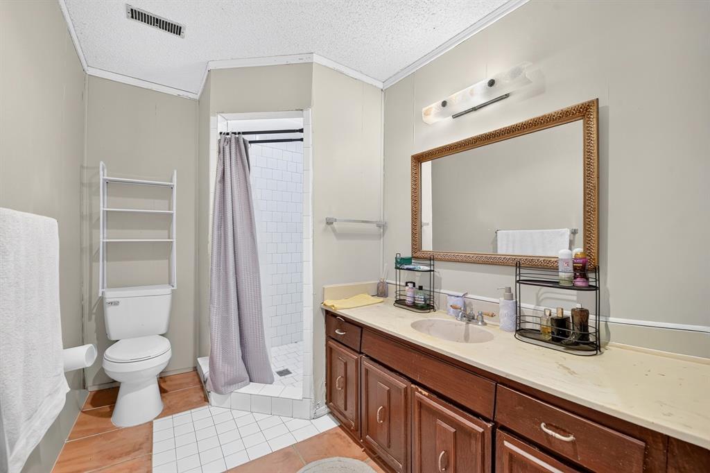 2010 Statler Drive, Carrollton, TX 75007
