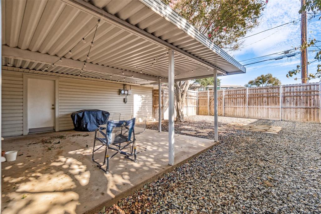 8324 Lullwater Drive, Dallas, TX 75218