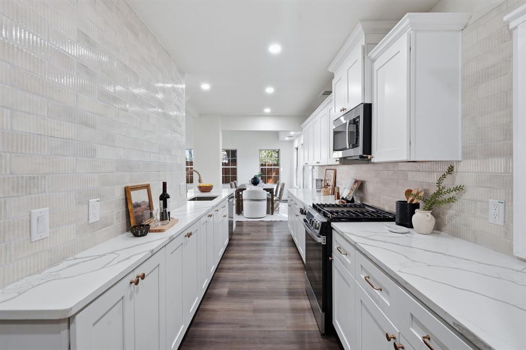 1717 Virginia Place, Fort Worth, TX 76107
