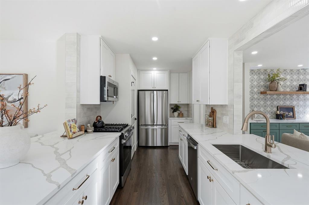 1717 Virginia Place, Fort Worth, TX 76107