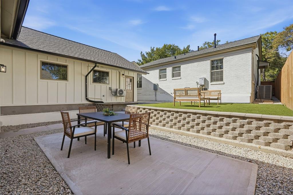 1717 Virginia Place, Fort Worth, TX 76107