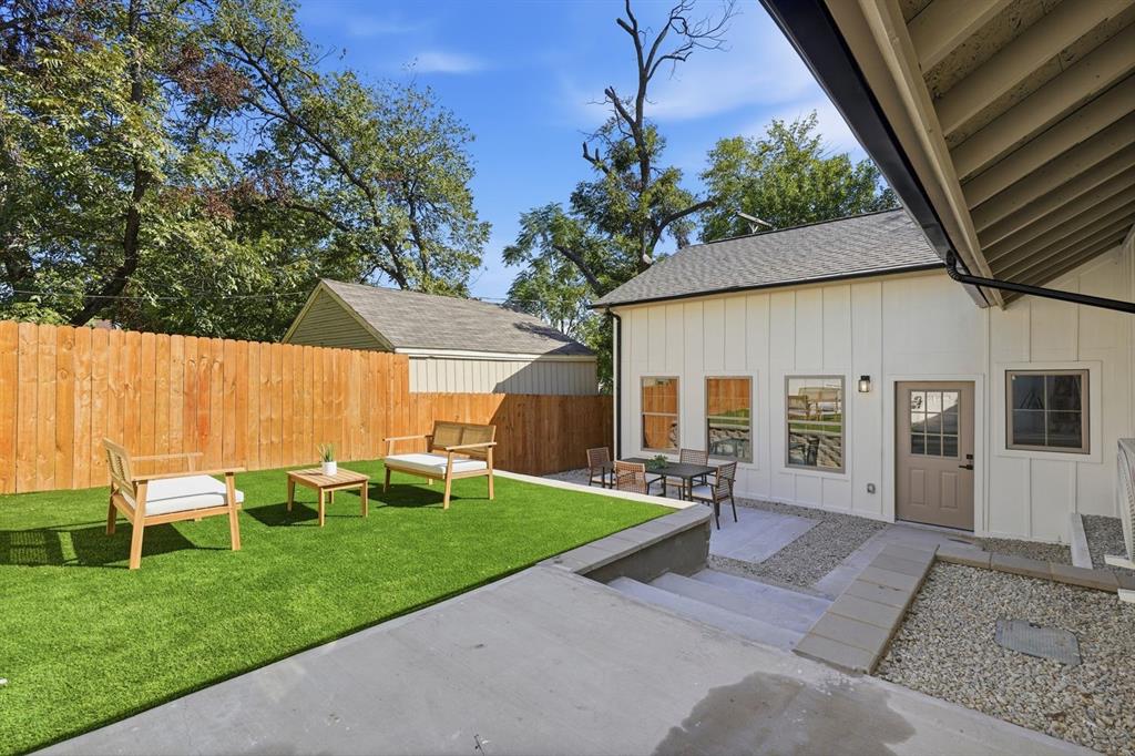 1717 Virginia Place, Fort Worth, TX 76107