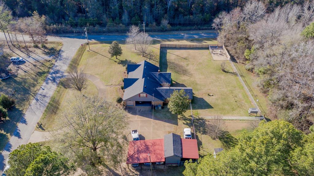 111 White Road, Frierson, LA 71027