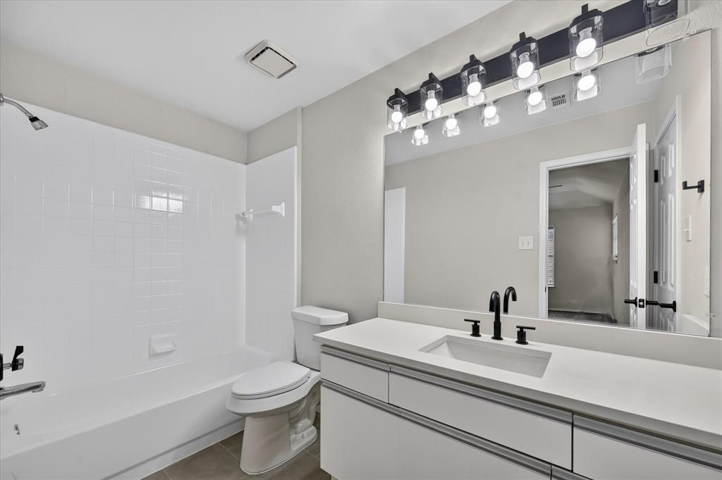 18727 Riverstone Court, Dallas, TX 75252