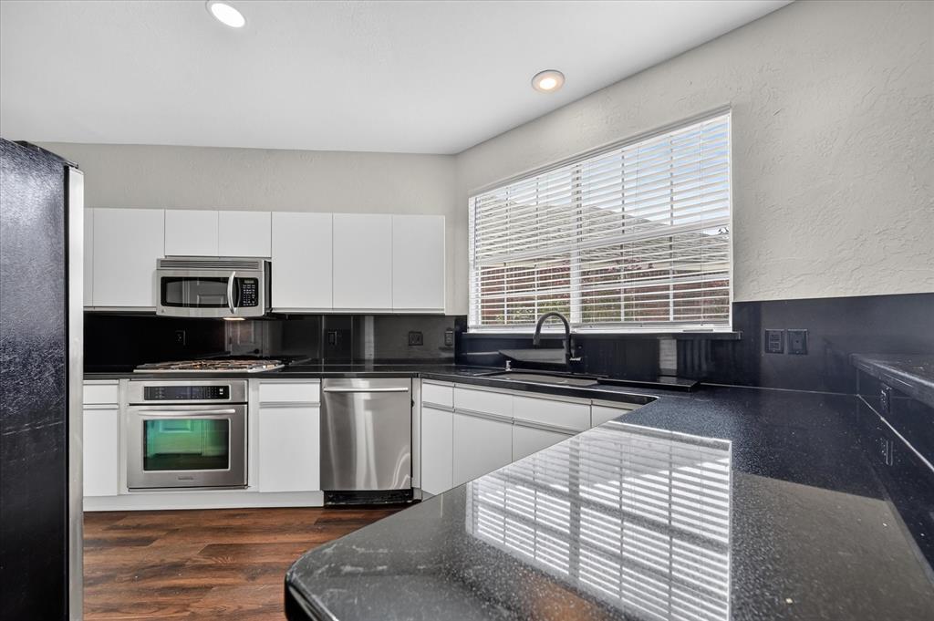 18727 Riverstone Court, Dallas, TX 75252