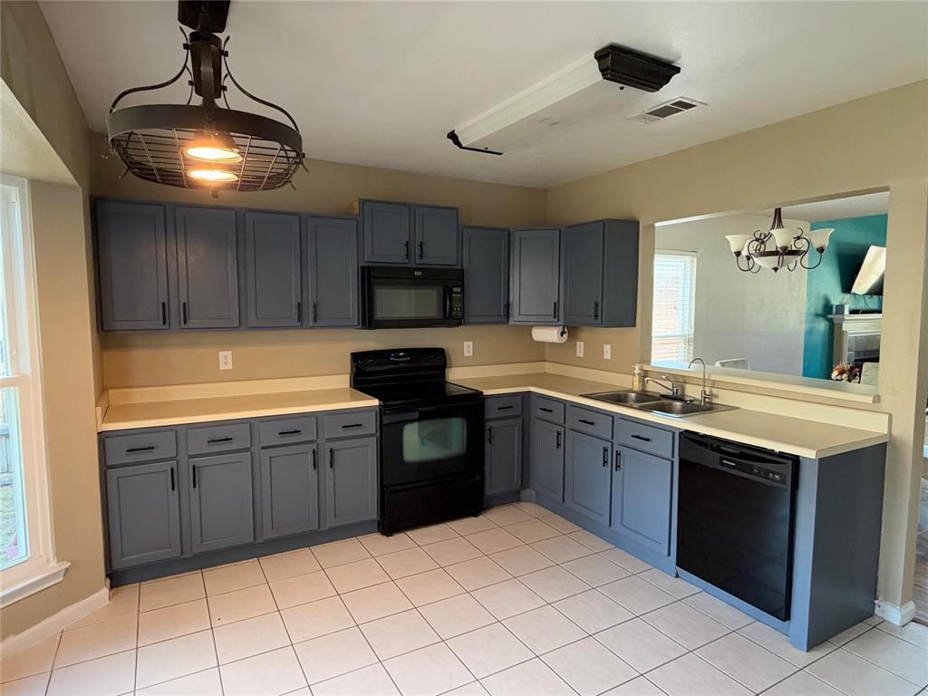 302 Pool Street, Cedar Hill, TX 75104