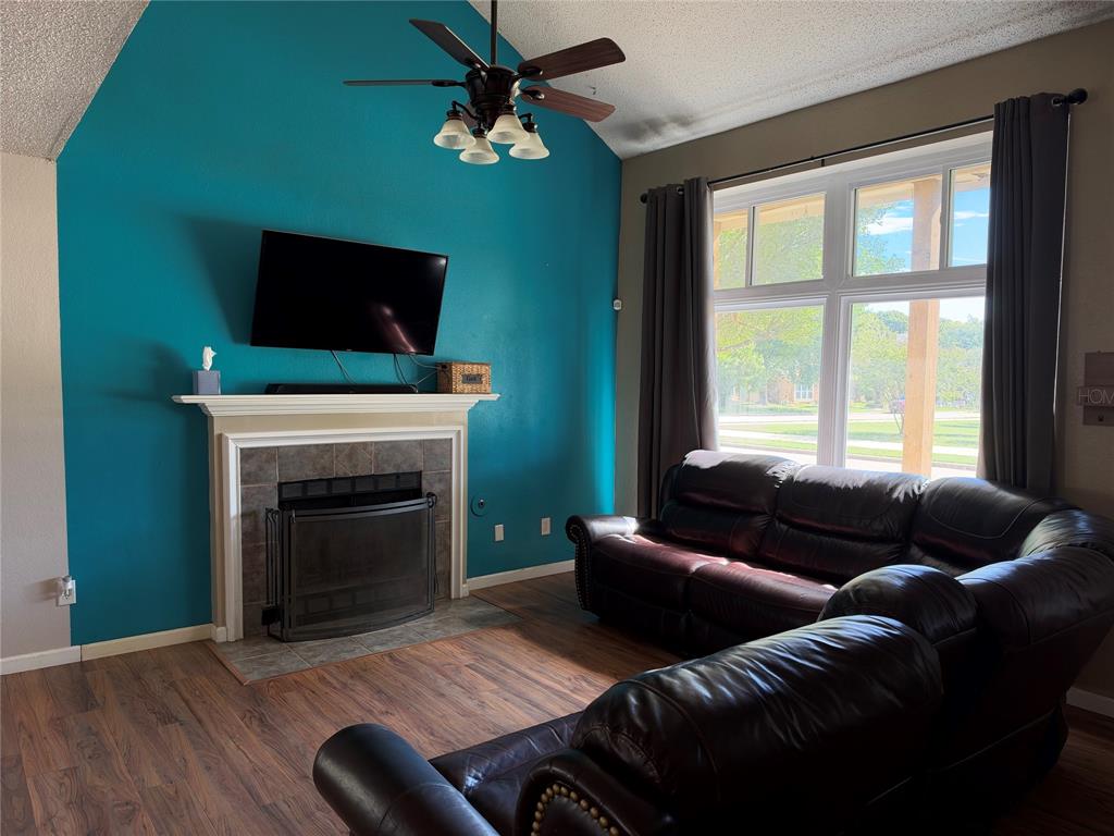 302 Pool Street, Cedar Hill, TX 75104