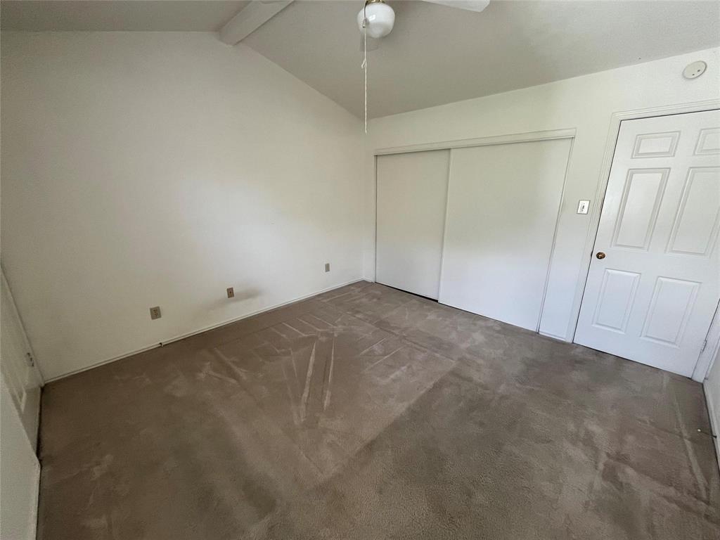 501 Arbor Creek Drive, #207, Euless, TX 76039