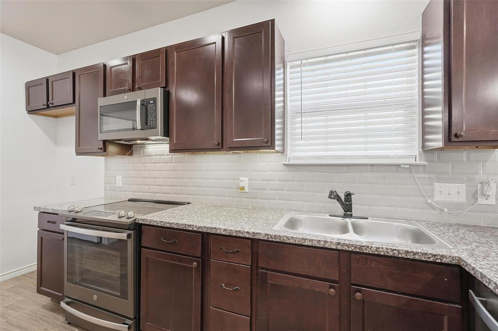 124 Chris Drive, Rockwall, TX 75032