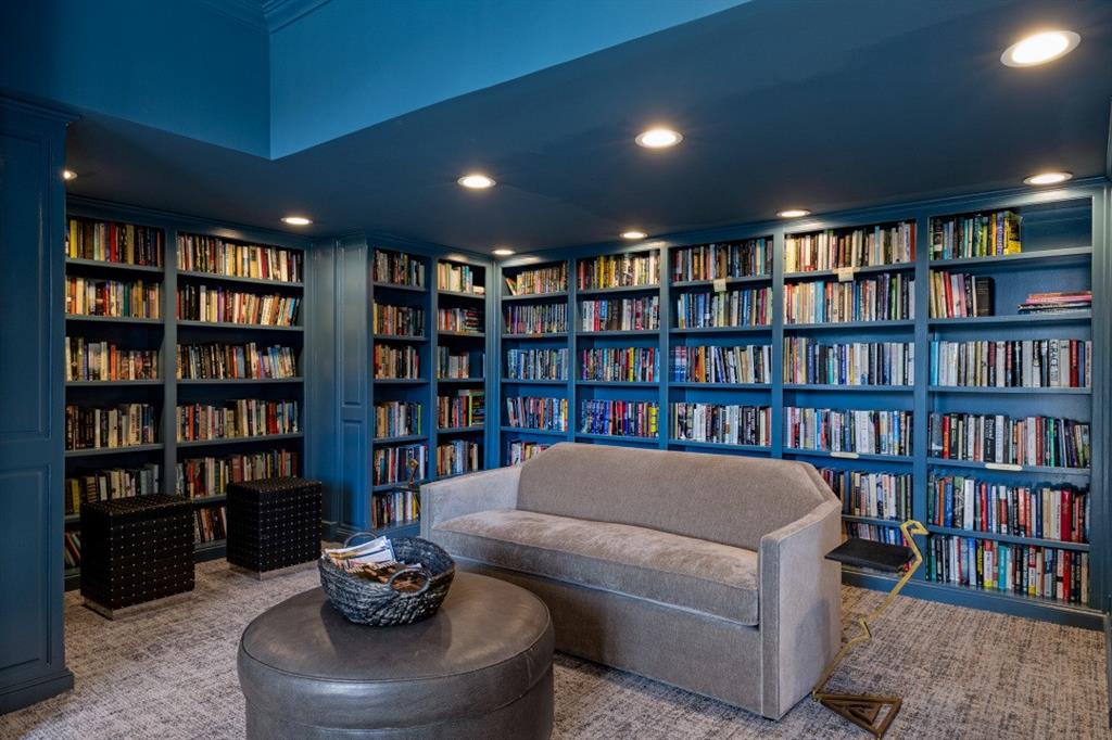 Reading Salon