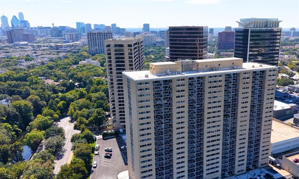 Twenty-One Turtle Creek | Aerial Building View