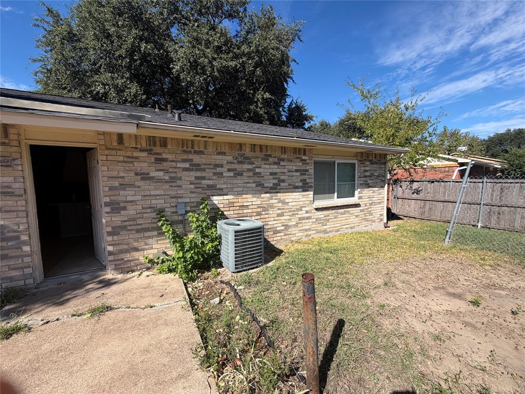 5706 Briarcrest Drive, Garland, TX 75043