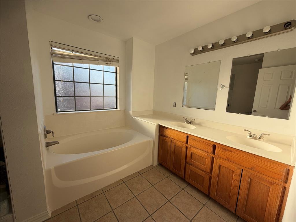 5593 Fm 6, Josephine, TX 75135
