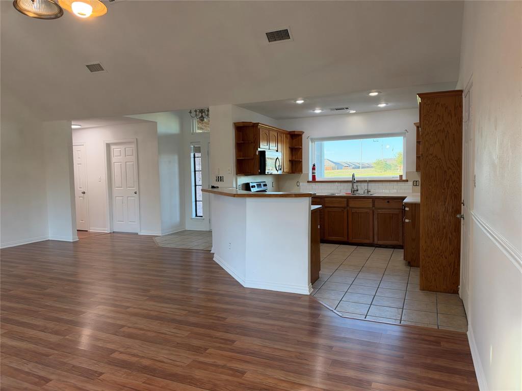 5593 Fm 6, Josephine, TX 75135