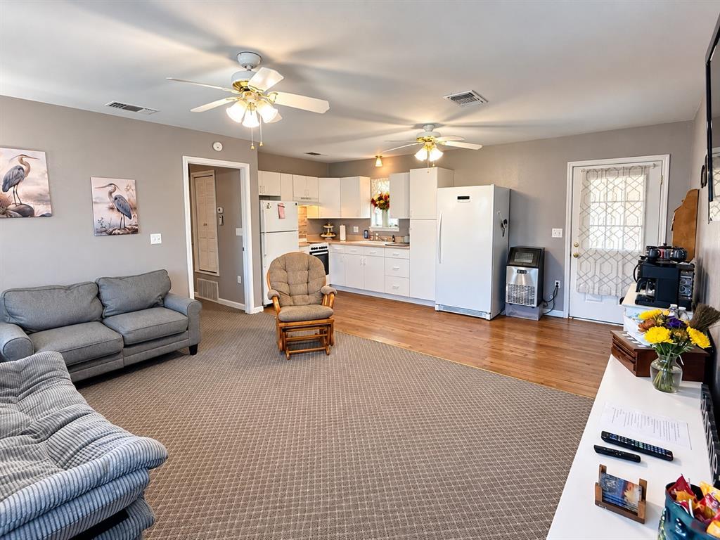 Guest Living/Kitchen