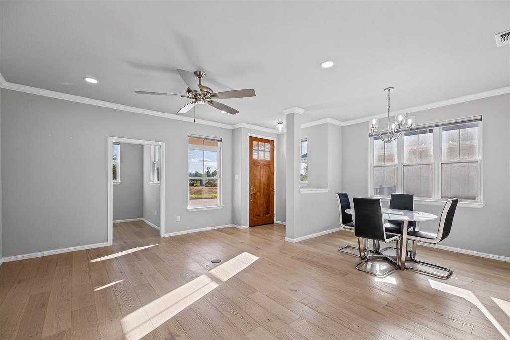 505 Eastpark Lane, Granbury, TX 76049