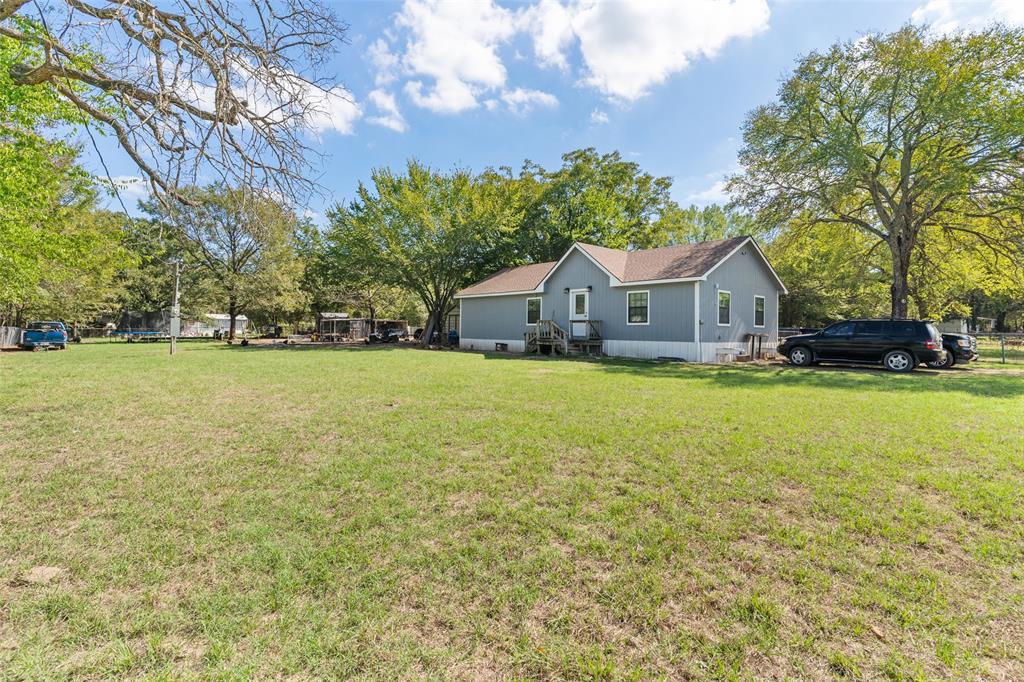 1219 Green Tree Acres Road, Kemp, TX 75143