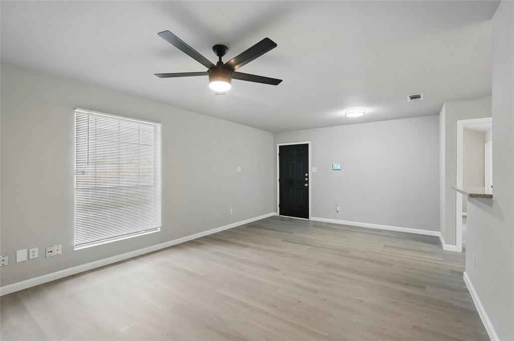 921 Potomac Drive, Lancaster, TX 75134