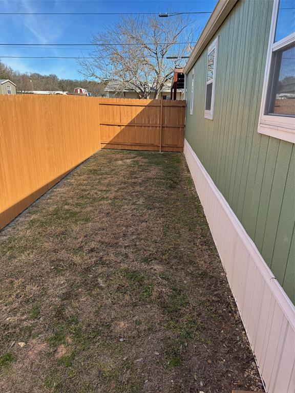 3520 Gerry Drive, Granbury, TX 76049