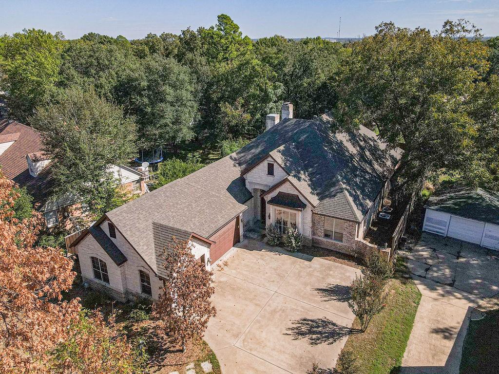 1407 S Houston Street, Kaufman, TX 75142