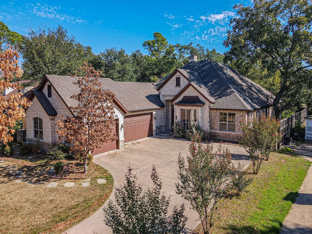 1407 S Houston Street, Kaufman, TX 75142