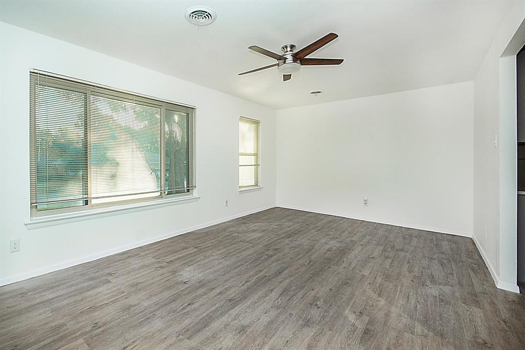 2706 S 5Th Street, Garland, TX 75041
