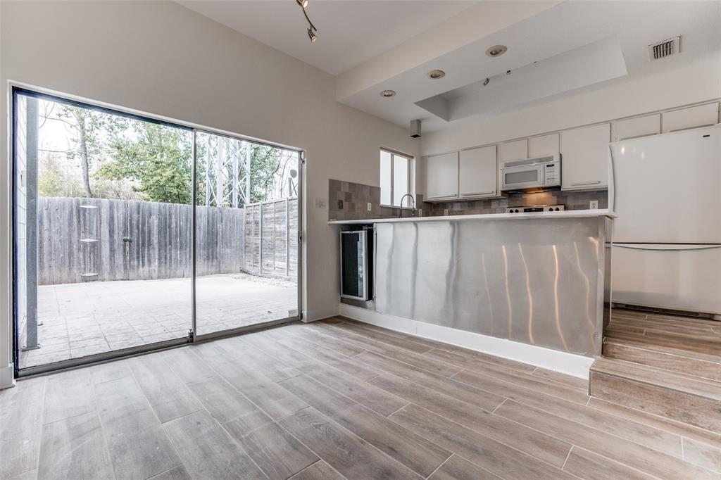 4135 Buena Vista Street, Dallas, TX 75204