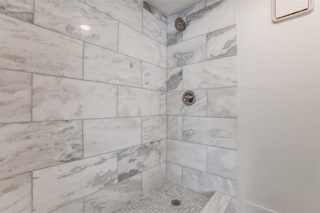4135 Buena Vista Street, Dallas, TX 75204