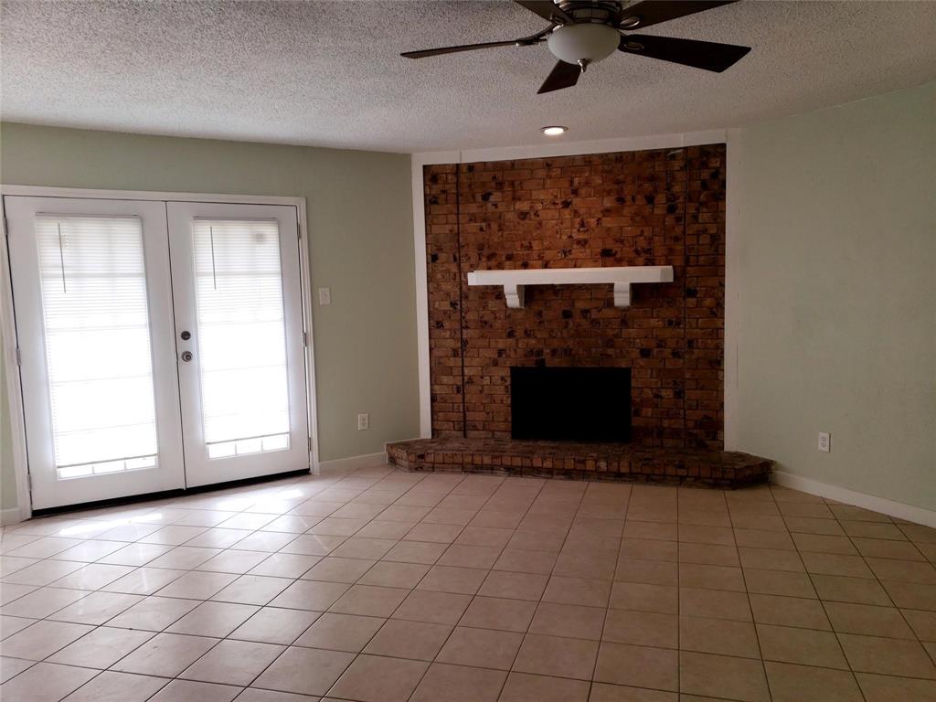 1202 Toyah Creek Lane, Garland, TX 75040