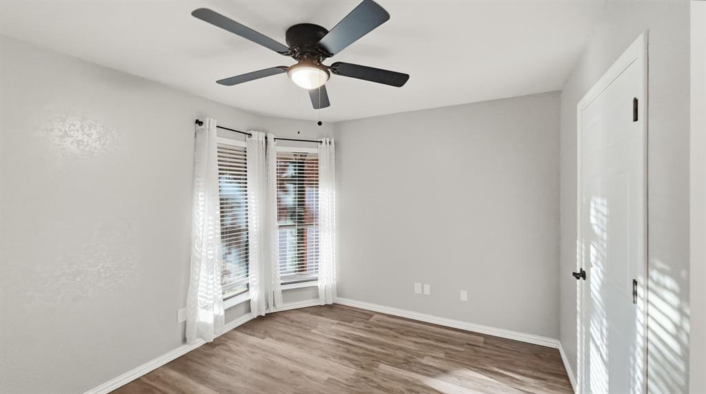 Bedroom 2 without virtual staging furniture