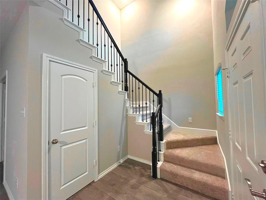 2990 Cedeno Drive, Heartland, TX 75126