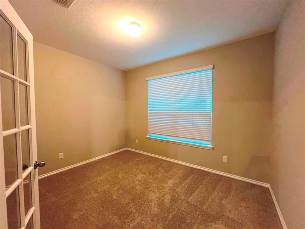 2990 Cedeno Drive, Heartland, TX 75126