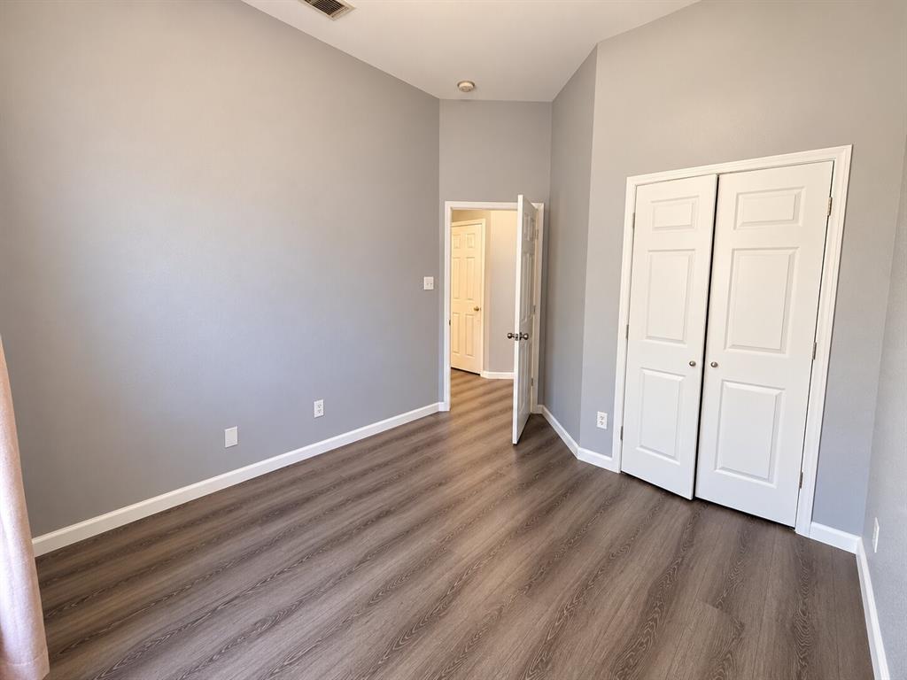 1906 Dartbrook Drive, Rowlett, TX 75089