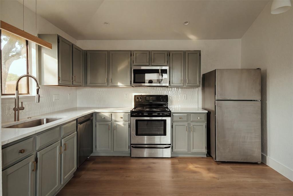 113 Cole Street, Garland, TX 75040