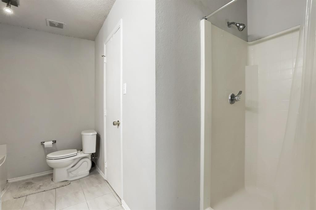 Primary Bath - Separate Shower