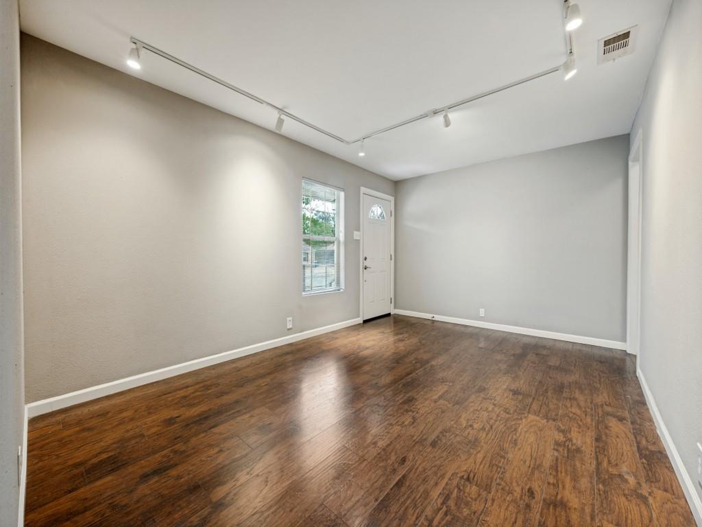 1718 Pat Drive, Dallas, TX 75228